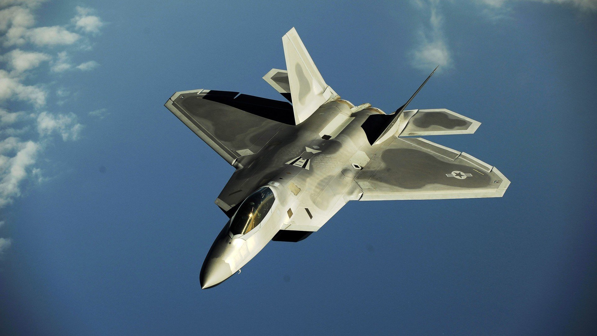 男子800自美队表现中规中矩，男子800米自由泳决赛直播