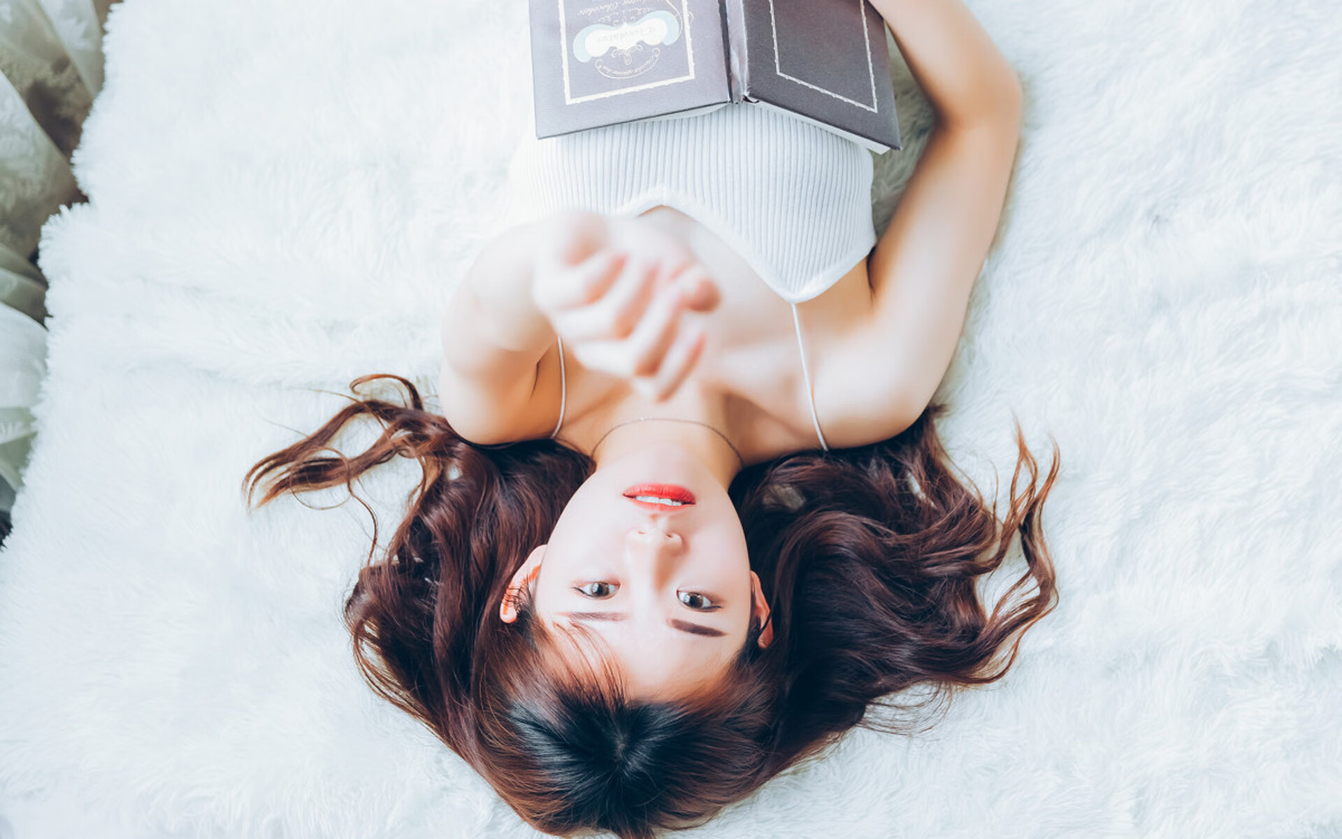 爱游戏综合娱乐-国王替补席表现抢眼成关键胜负手，国王转会